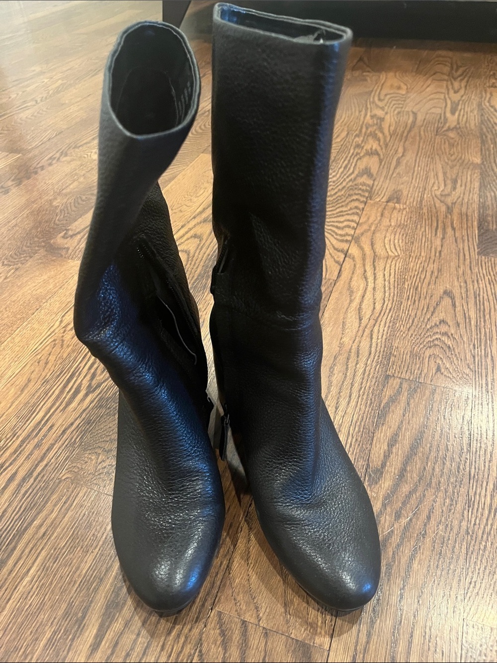Levity 8.5 Women's Black Leather Mid-Calf Block Heel Boots - Picture 2 of 3